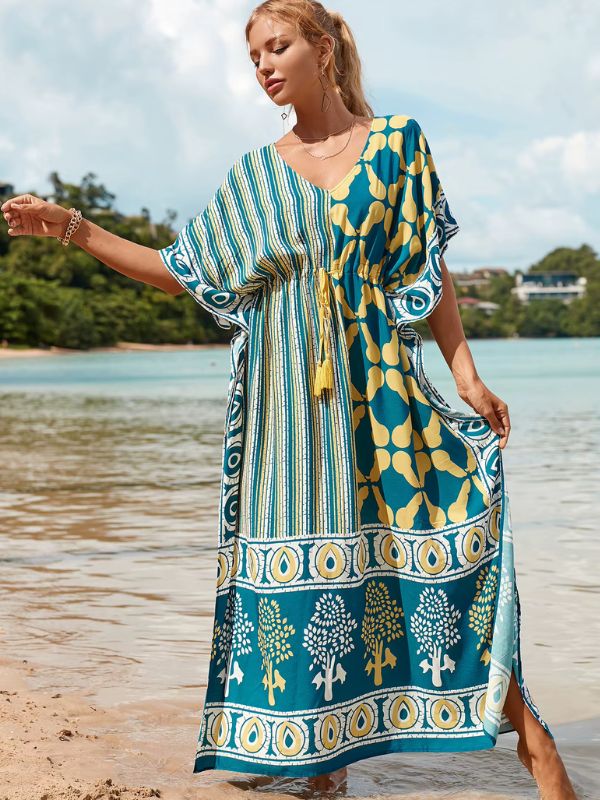 Une femme porte une sublime djellaba