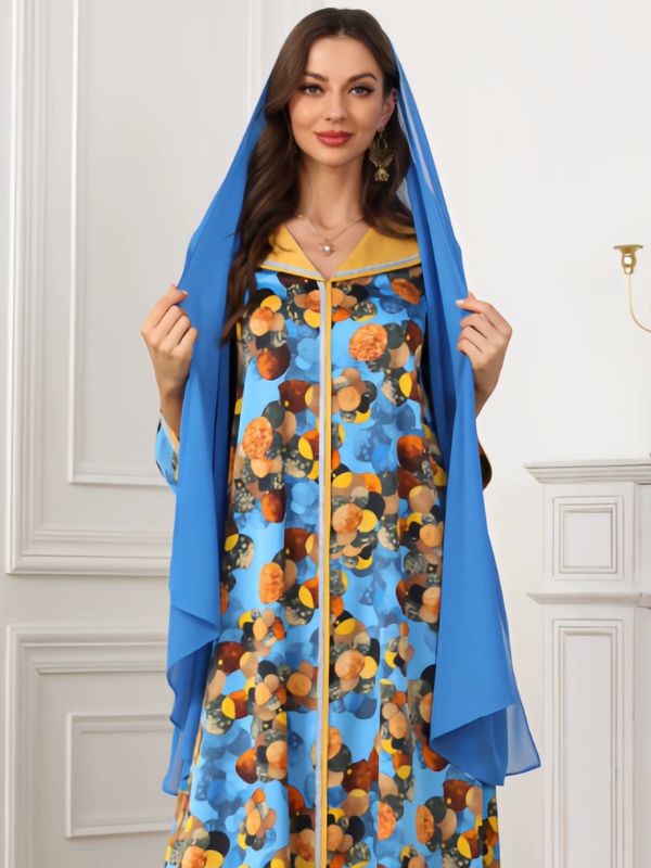 Une femme porte un hijab bleu