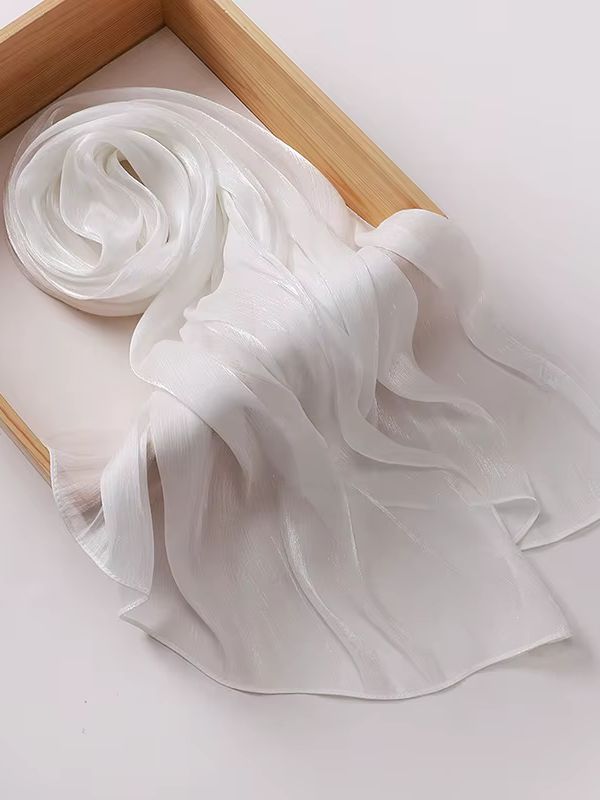 Hijab blanc exposé 