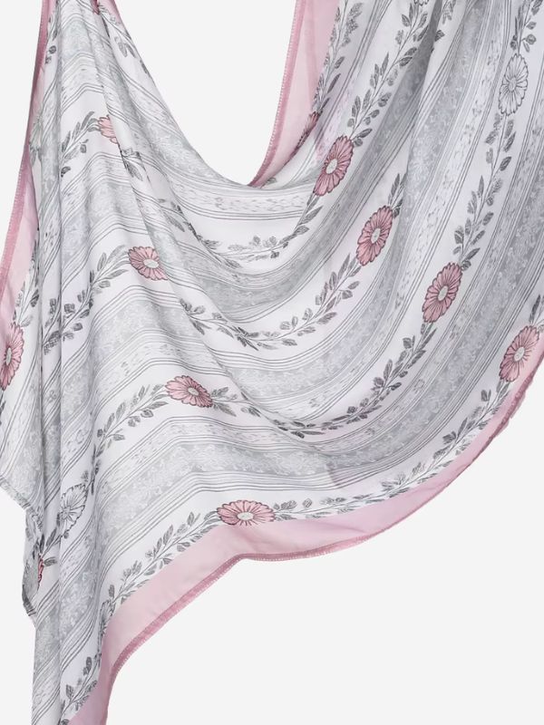 Hijab en coton imprimé guirlande grise, drapé en plis, rayures grises et guirlandes de fleurs roses à feuilles gris anthracite, bordure rose pâle