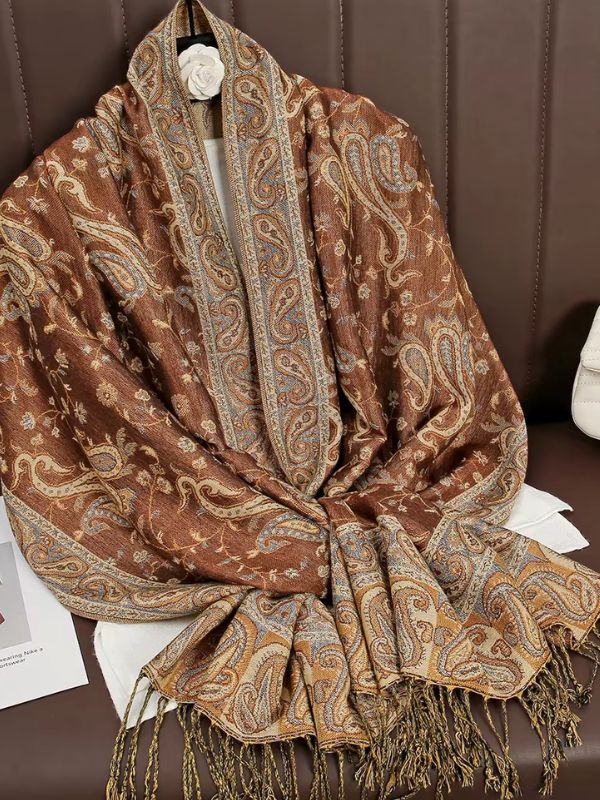 Image d'un pashmina de couleur brun caramel