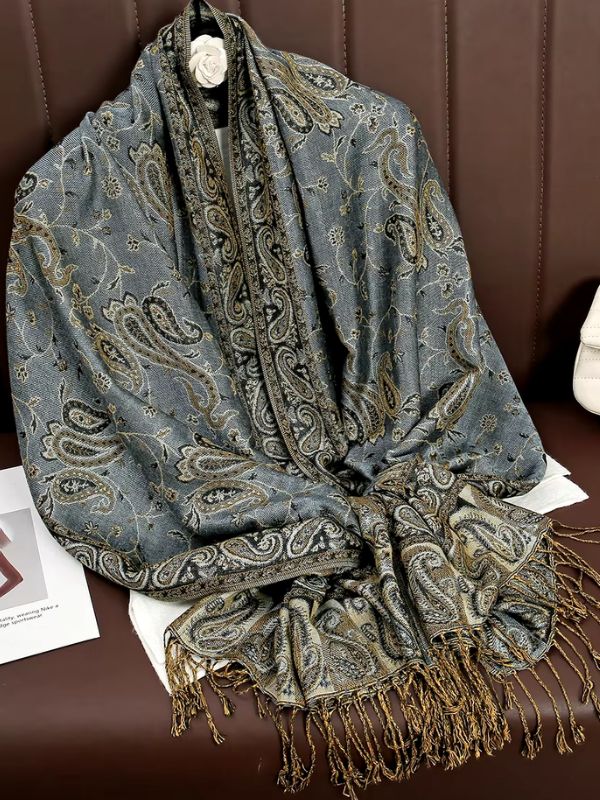 Image d'un pashmina de couleur gris anthracite