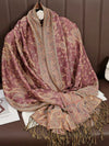 Pashmina de couleur prune en exposition