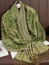 Photo d&#39;un pashmina de couleur vert olive